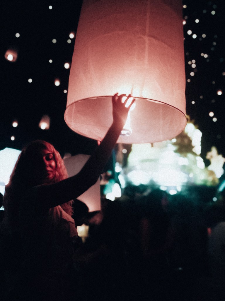 yee peng lantern festival thailand